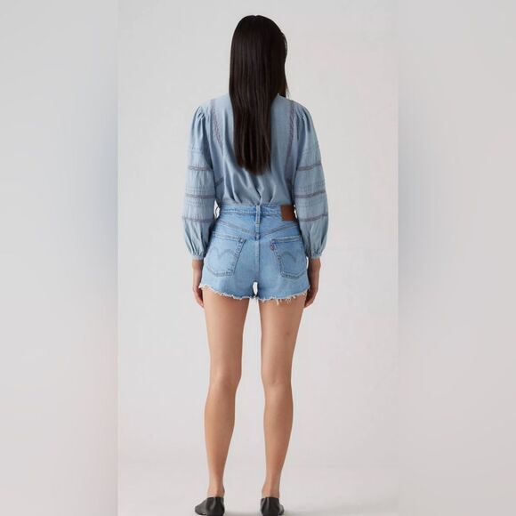 Levi 501 ORIGINAL FIT HIGH RISE WOMEN  No Referee Short Medium Wash
Low stretch - Picture 3 of 9